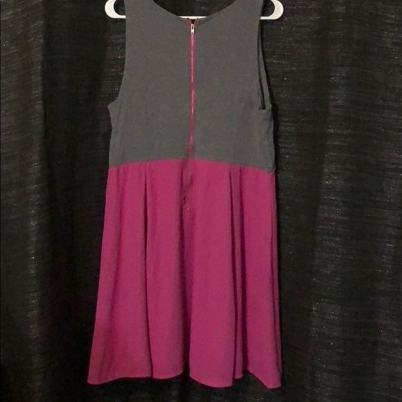 Summer dress - Picture 2 of 2